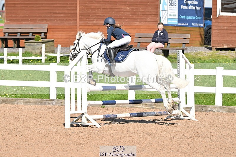 240504A-160525-02704 - Cls 22 & 23 Stepping Stones 128cm & 138cm & Under11's