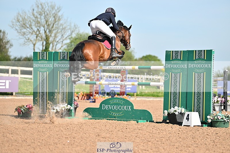 240510A-170639-09374 - Cls 24 National 1.40m Open