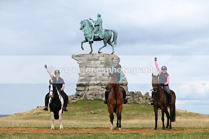 DSC_7873 - Time at Statue 13:16 to 13:52