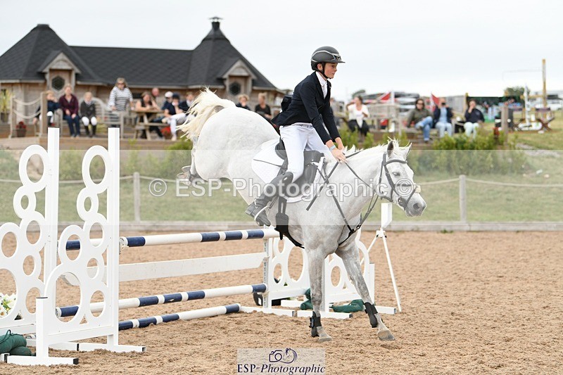 250807-135325-01403 - 90cm Round 2