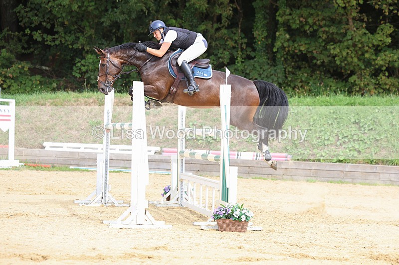 3E7A4596 - Class 9: Senior 1.30m open