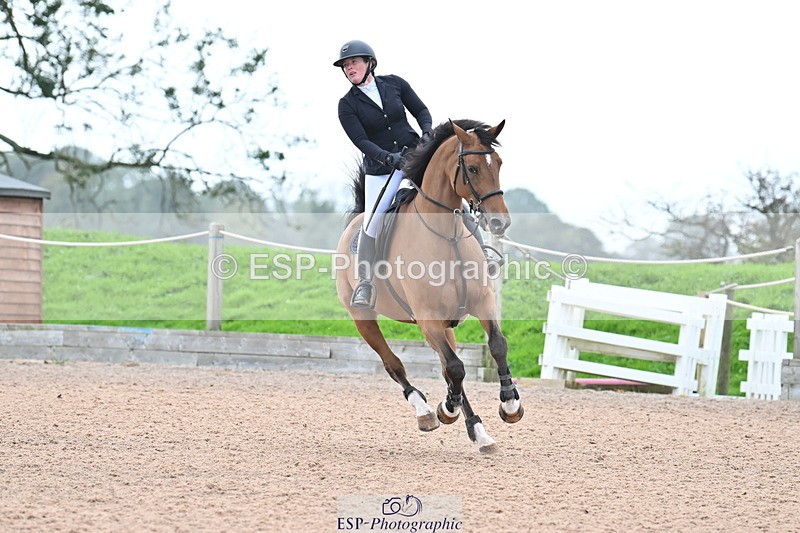 231013A-141933-02655 - Cls 9 Foxhunter & 1.20m Open