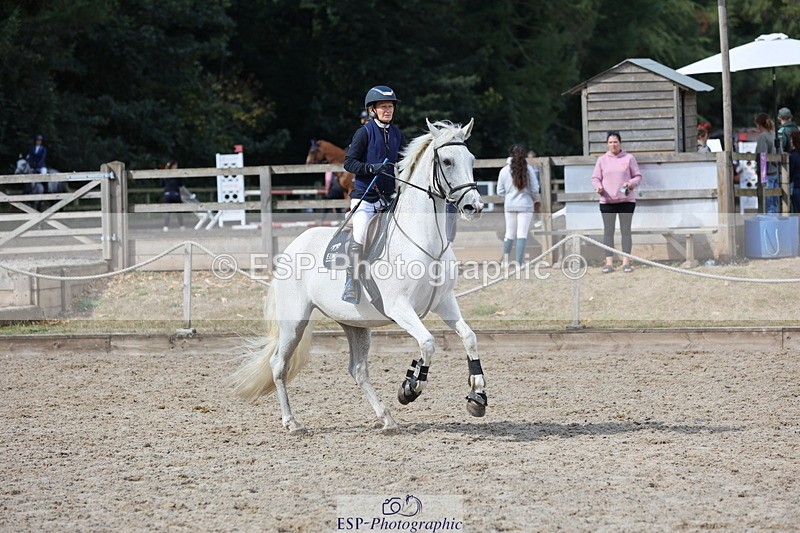 250829A-111848-01334 - Cls 7 British Novice and 90cm