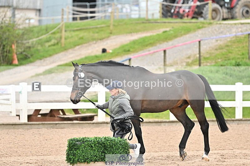 240417A-125143-00199 - 12pm to 1pm