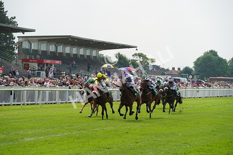 160626-Race 2-Dragon Spin-1 - Race 2 14.50pm PD Hook Gallop Handicap