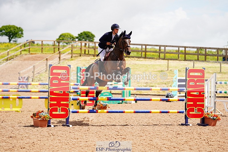 240526A-121816-08020 - Cls 26 Chard Equ 1.05m and 1.10m Grand Prix