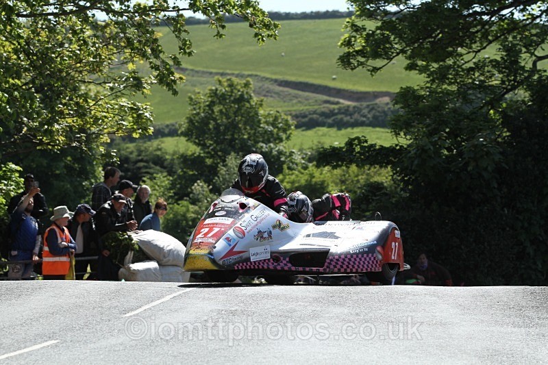 Pete Alton/ Keith Brotherton - Sure Sidecar Race 2