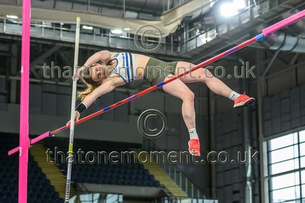 SeniorInd25-917018 - Field Female