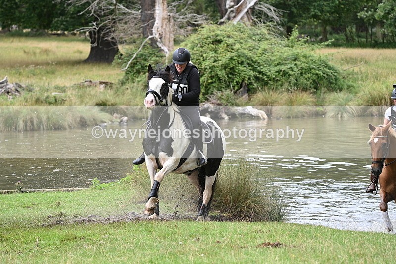 WJ7_2363 - Time at Water 11:14 to 11:36