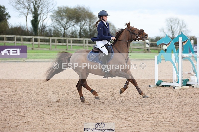 241117X-142236-04931 - Cls 37s 138cm