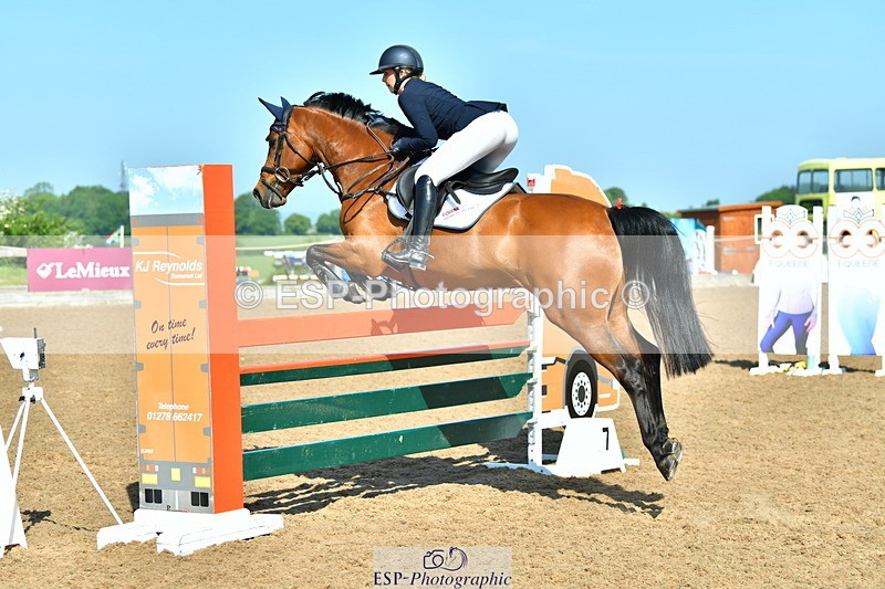 230527A-094459-03044 - Cls 13 Snr 1.05m + 1.10m Open