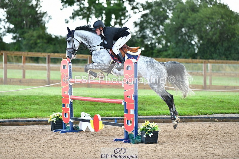 230723A-095038-10676 - Cls 4, 2 Star Small 1.30m