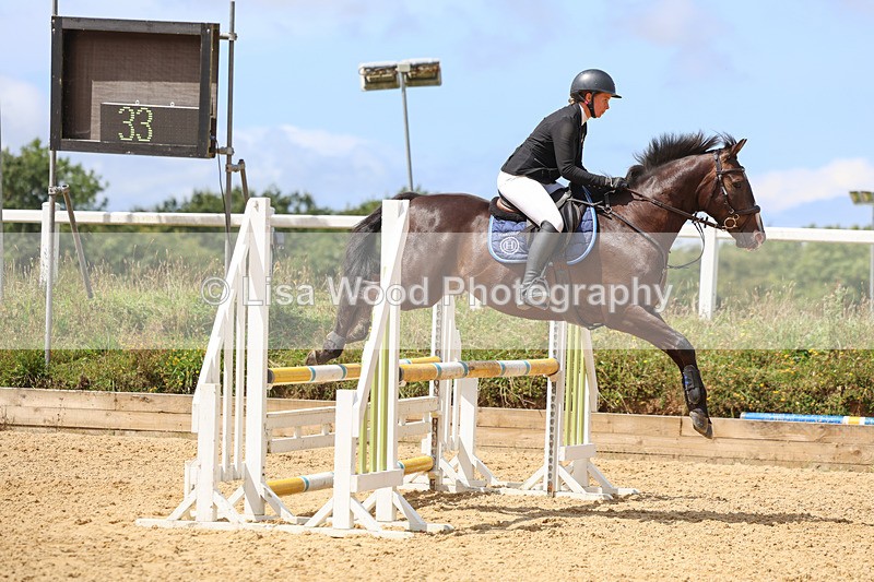 3E7A0482 - Class 9: Senior British Novice/90cm open