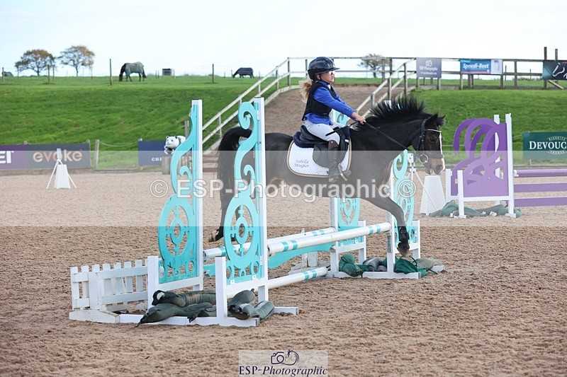 251025-103121-00909 - Cls 21+22 Club and Schools 60cm