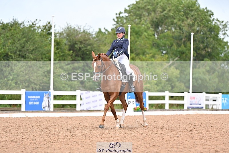 240815A-123647-01016 - 159-Verity.Perry-Bianchi