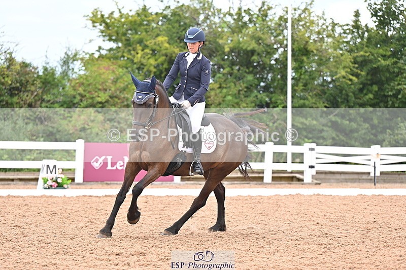 240817A-131036-09254 - 246-Katie.Carss-Desach.Cinderella