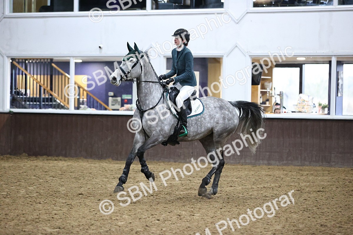 SBM_2758 - Class 9 - Senior Newcomers/ 1.10m Open