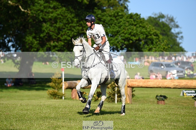 230527-175024-13655 - 163-UVERA_Z-Harry_Meade-XC