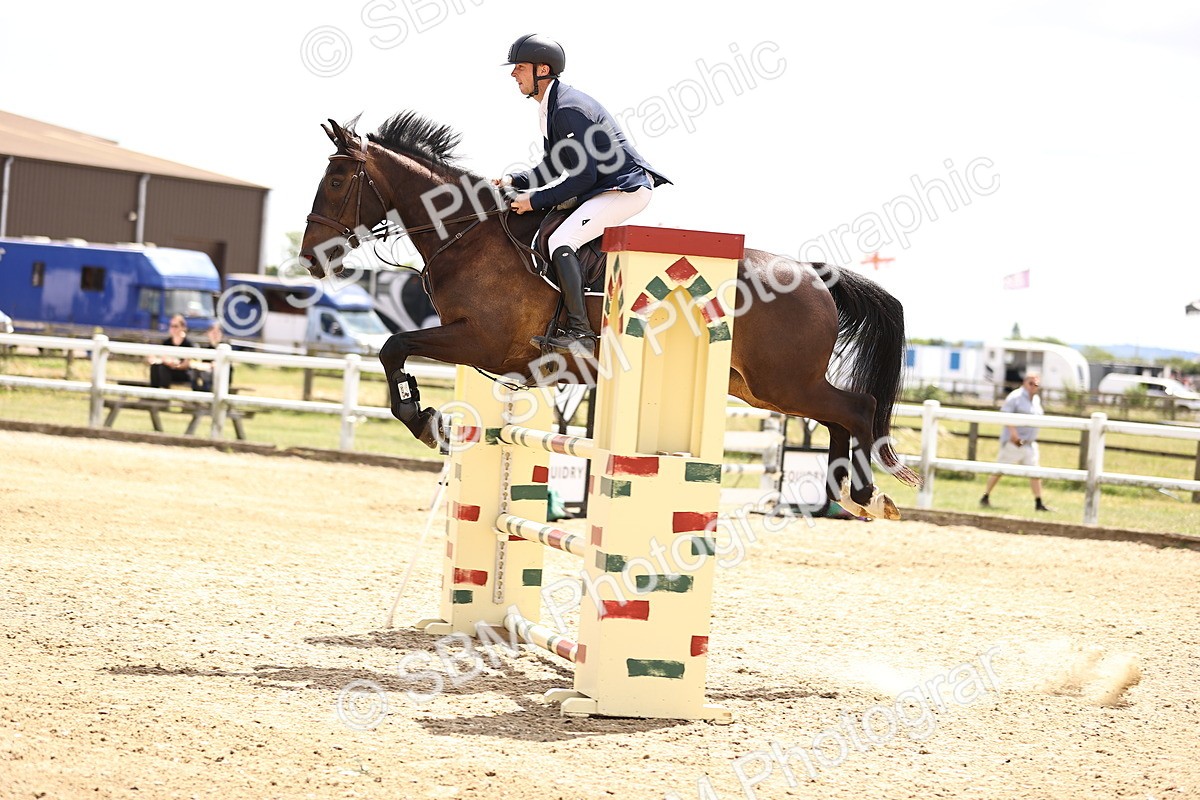 SBM_000938 - Class 5 - 1.05m Amateur Championship Qualifier