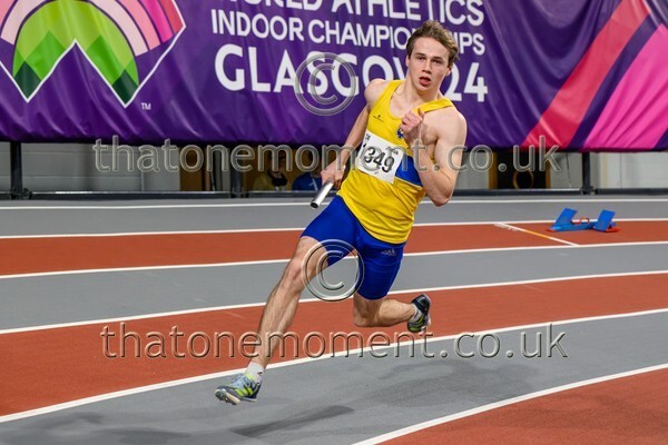 CombiMast25-916003 - Track Male Set Two