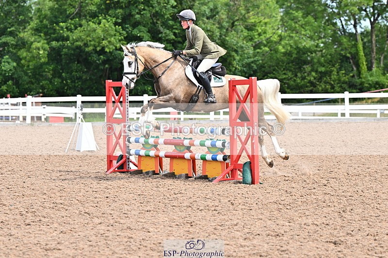 240619A-110028-00004 - Cls 1 British Novice and 90cm Open