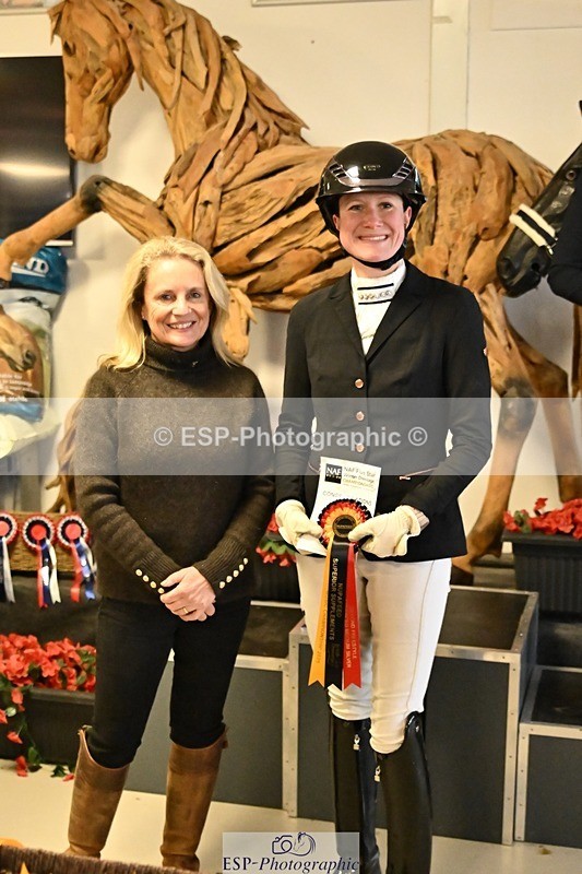 250216-125323-05516 - FS Adv Medium Silver Presentations