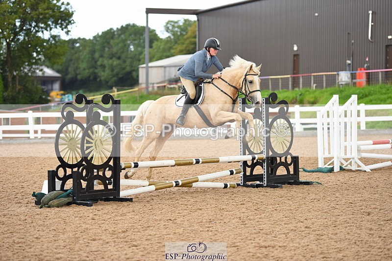 230815A-163808-00189 - 70cm