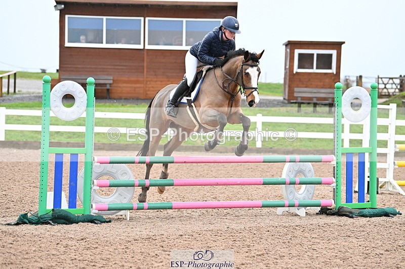 231209A-094501-01359 - Cls 9 British Novice & 90cm Open