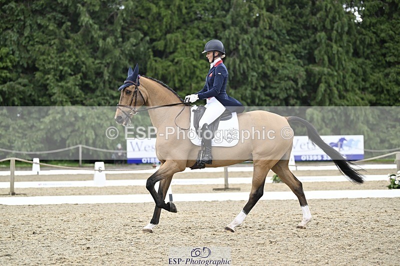 000101-200732-04080 - 418-REHY_DJ-Yasmin_Ingham