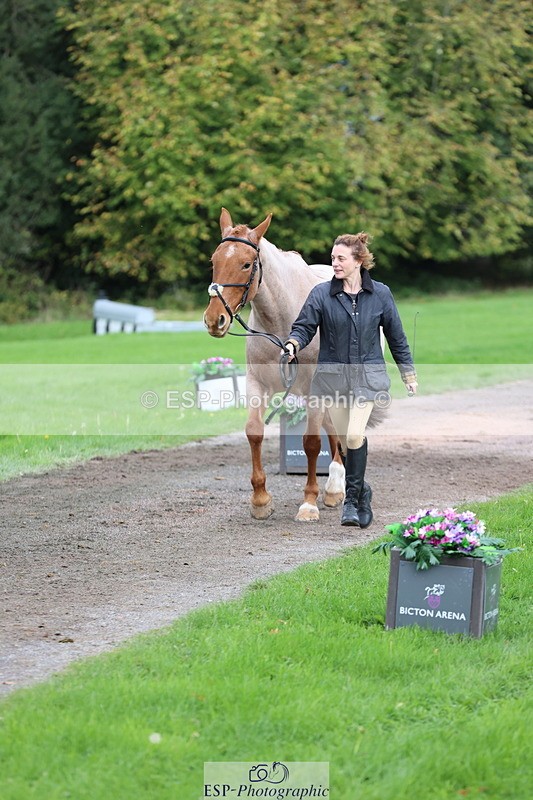 251026A-121353-25974 - G-567-Imogen.Peck