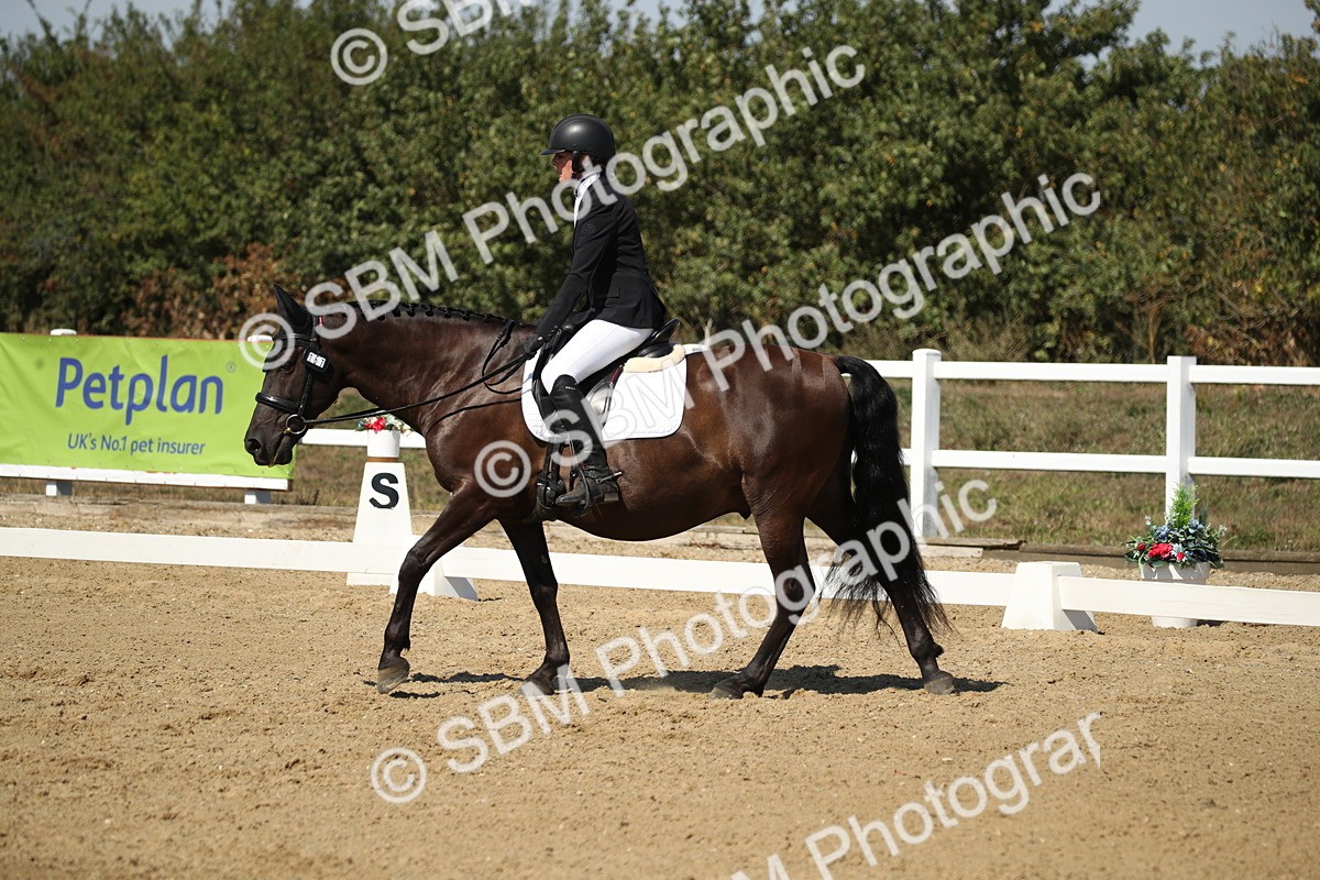 SBM_005748 - Class 11 - Novice 5 - 13.19-14.22