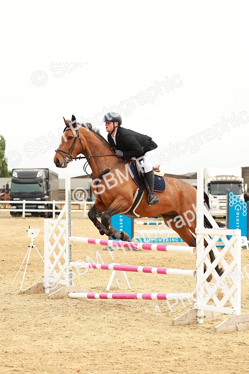 SBM_001705 - Class 3 - Senior Discovery - 1.00m