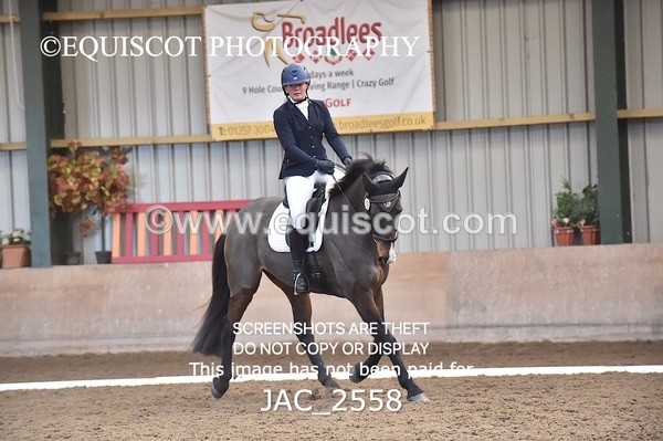 JAC_2558 - CLASS 4 NOVICE 3