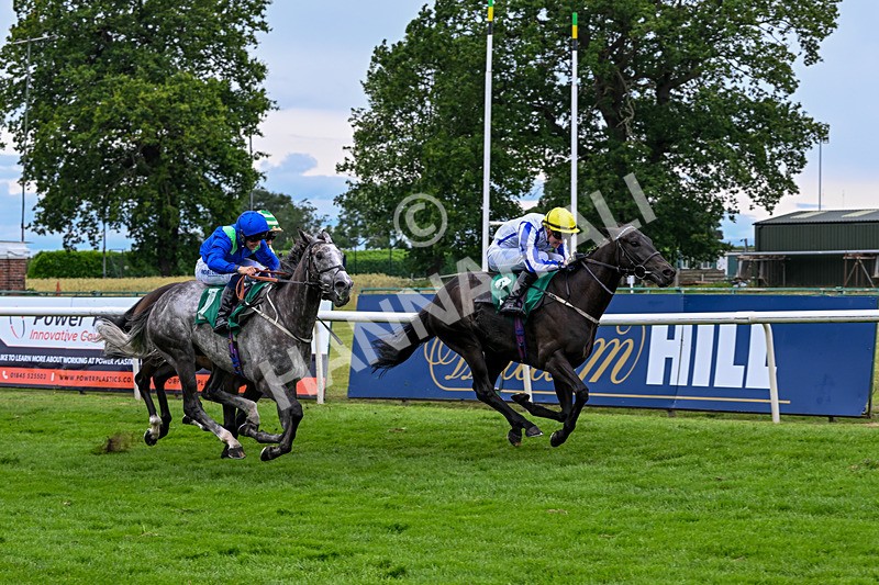 010726-Race 8-Farandaway-9037 - Race 8 16.40pm William Hill Summer Cup Saturday 1st August Book Now Handicap