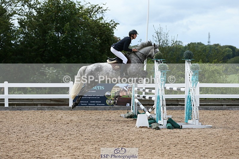 230716A-150249-04158 - Class 25a Pony Fox & 1.10 Open