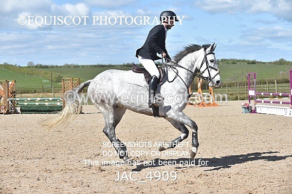 JAC_4909 - CLASS 13 SAT Senior BritiNovice/ 90cm Open