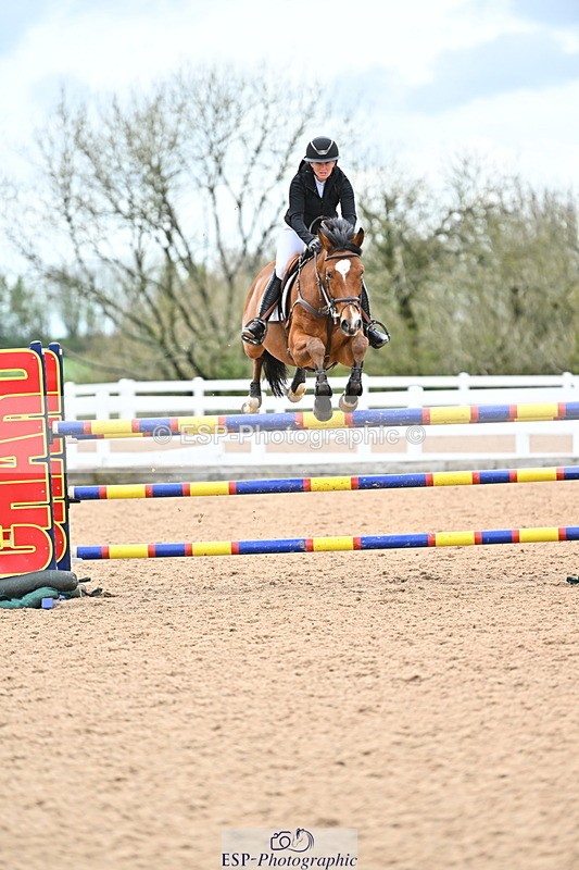 240501A-144839-01155 - Cls 8 Snr Foxhunter and 1.20m Open