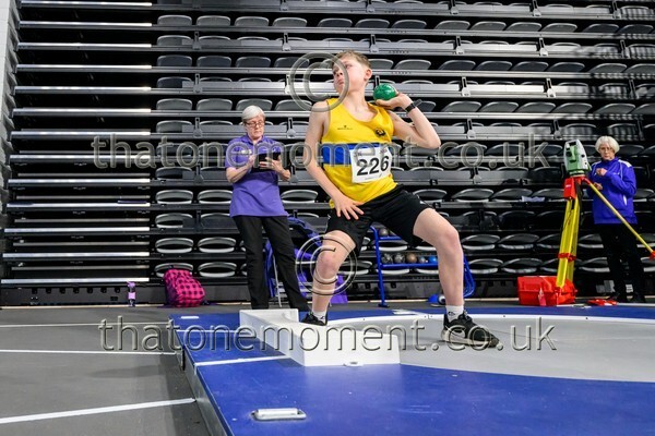 AgeInd25SUN-923060 - Field Male