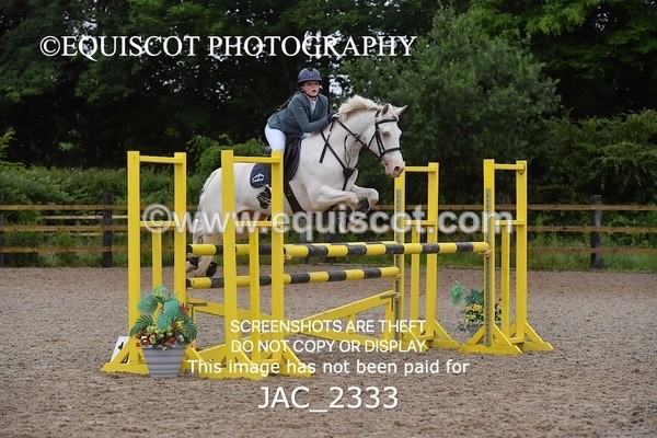 JAC_2333 - CLASS 12  Pony Foxhunter/ 1.10m Open
