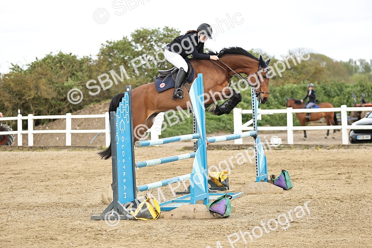 SBM_001294 - Class 4 - Senior Newcomers - 1.10m