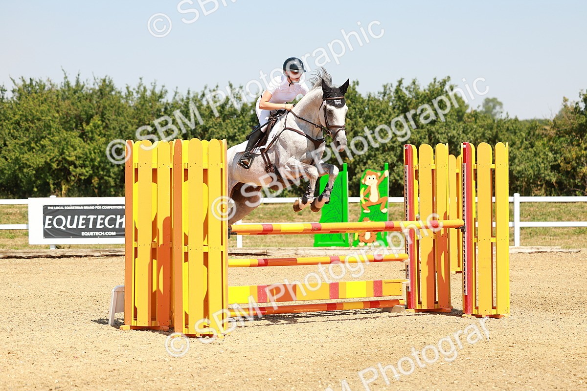 SBM_001606 - Class 4 - Senior Newcomers - 1.10m