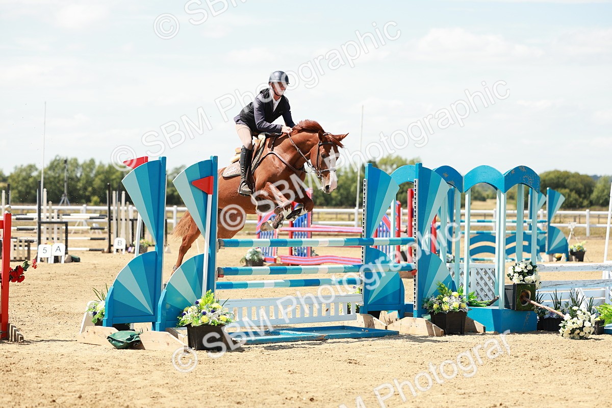 SBM_007506 - Class 3 - Senior Newcomers - 1.10m Open