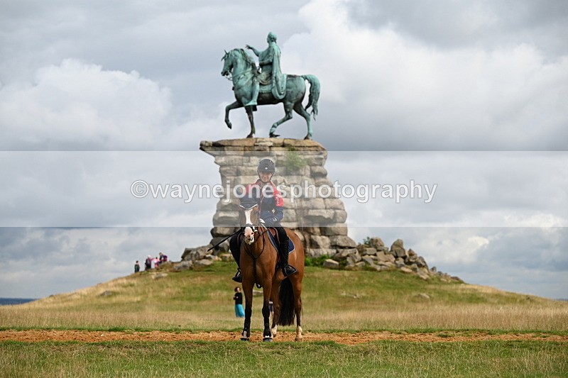 DSC_4385 - Time at Statue 09:50 to 11:09