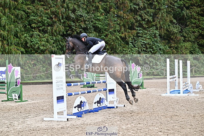 250831A-124020-10397 - Cls 42 Snr 1m Grand Prix