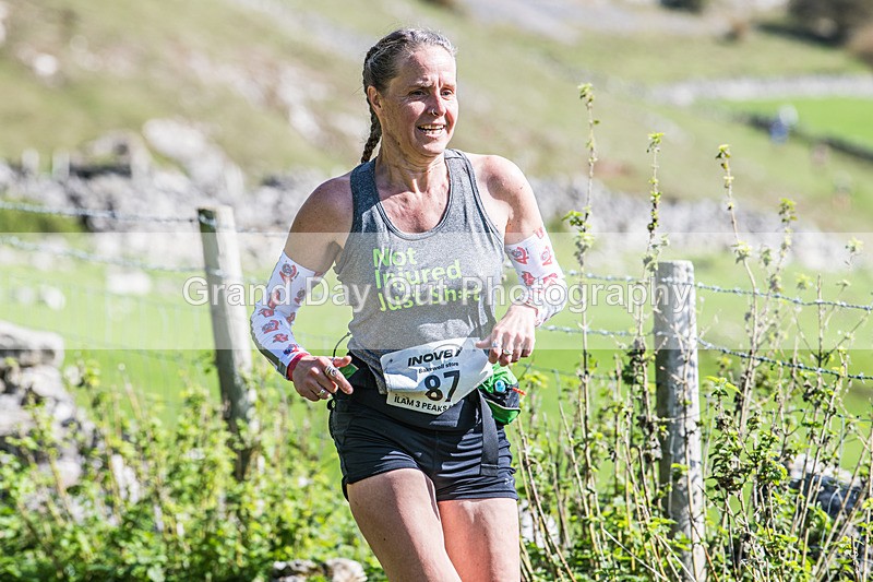 Ilam-1050 - Ilam Three Peaks Fell Race (Limestone Series) Sunday 28th September 2025
