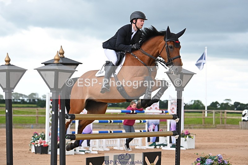 230721A-111655-05604 - Cls 6, 2 Star Medium 1.35m