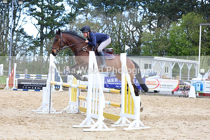 3E7A1429 - Class 6: Senior 1.05m