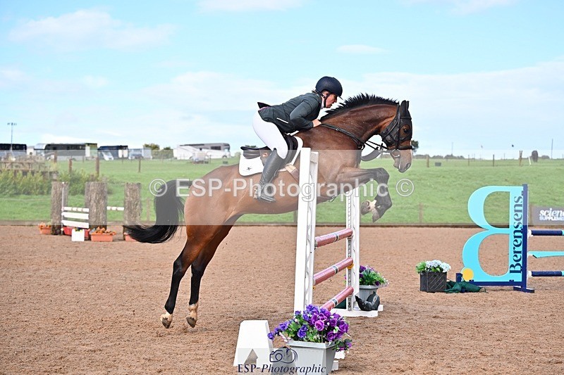 250912-161430-05396 - Cls 13 Snr 1.05m and 1.10m