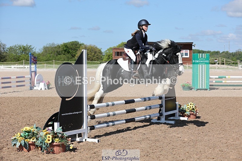 250504-101412-01876 - Cls 1 Pony Intro 70cm