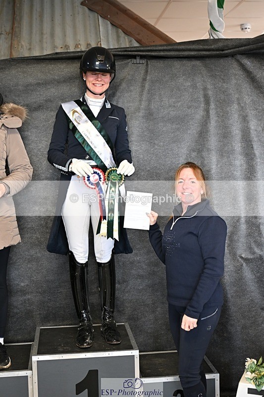260213-130322-00715 - Cls 7 FEI Inter I Silver Presentations